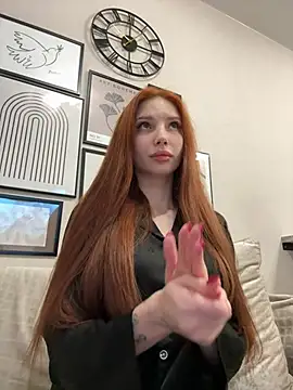 JudyWalkerr online show from March 16, 2025, 5:07 pm