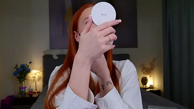 JudyWalkerr online show from October 6, 2025, 2:58 pm