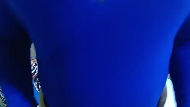 Stefanny Taylor  online show from February 9, 2026, 5:50 pm