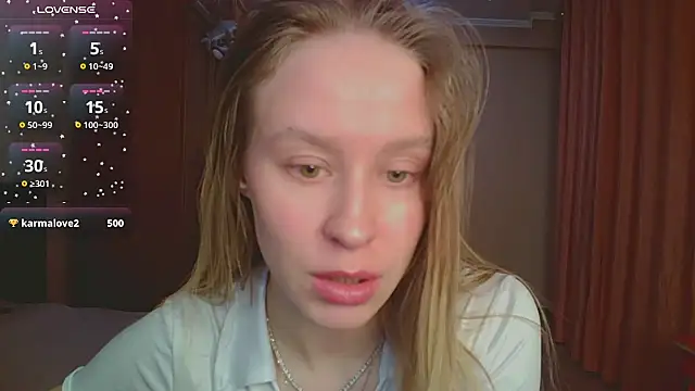 Lily  Devil online show from January 6, 2026, 4:43 pm