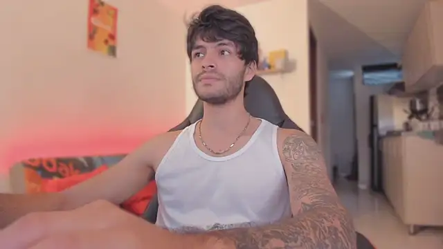 justin stark7 online show from November 13, 2025, 8:52 pm