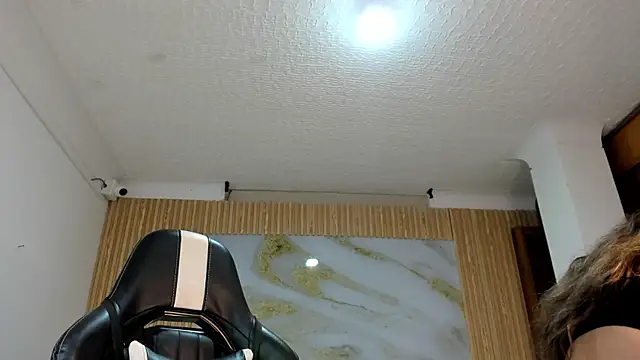 samy 19  online show from November 28, 2025, 11:02 am