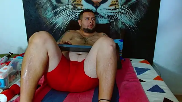 Michaell Myerss  online show from September 12, 2025, 12:05 pm