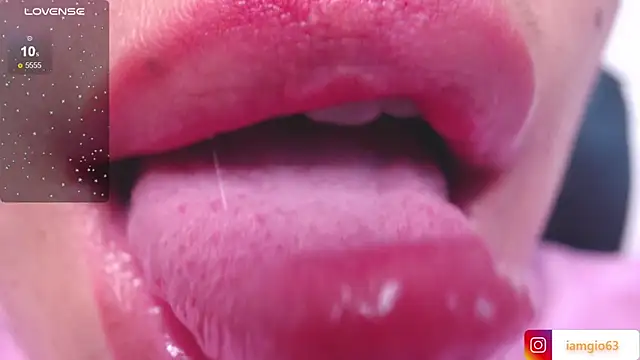 Georgina 1t online show from March 3, 2025, 5:50 pm