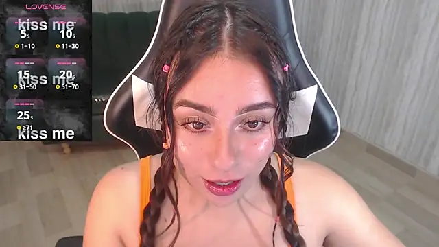 Georgina 1t online show from March 19, 2025, 2:24 pm