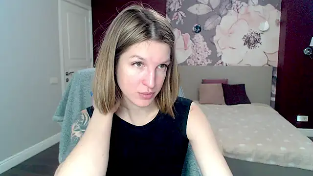 Snapshot of EmilyWalkeri chatting on January 15, 2025, 7:48 am EmilyWalkeri online show from January 15, 2025, 7:48 am
