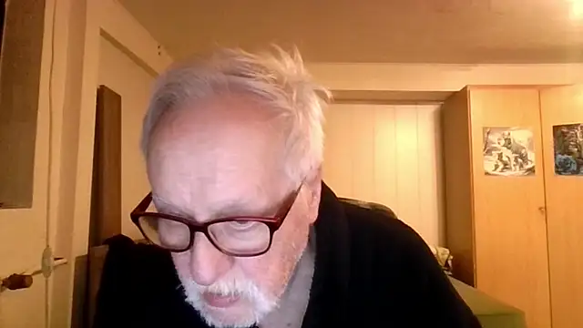 Snapshot of Sammy1660 chatting on May 8, 2026, 2:17 am Sammy1660 online show from May 8, 2026, 2:17 am