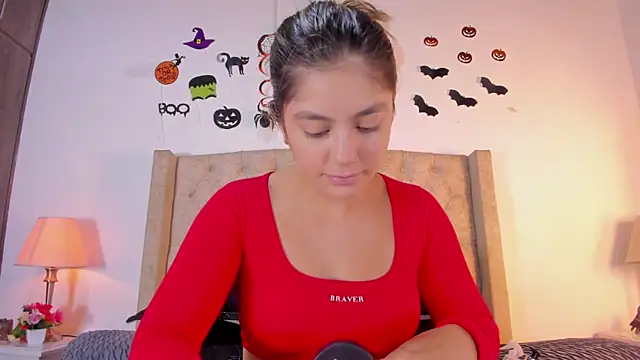 allisson m online show from October 29, 2025, 12:07 pm