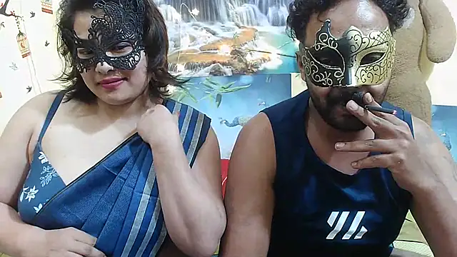 Snapshot of Cutehornycouples chatting on December 26, 2024, 6:43 pm Cutehornycouples online show from December 26, 2024, 6:43 pm