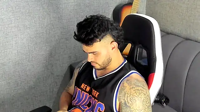 Ricardogo19 online show from October 11, 2025, 7:23 pm