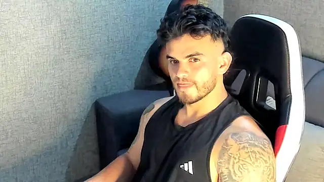 Ricardogo19 online show from October 12, 2025, 11:37 pm