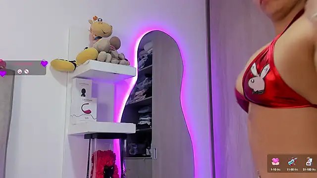 Snapshot of Queen_Antonella_Oficial chatting on March 14, 2025, 11:45 am Queen Antonella Oficial online show from March 14, 2025, 11:45 am