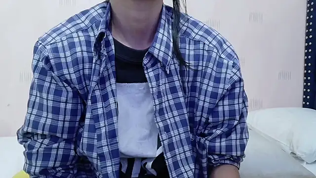 yourcuteneighbourr online show from February 28, 2026, 2:56 am