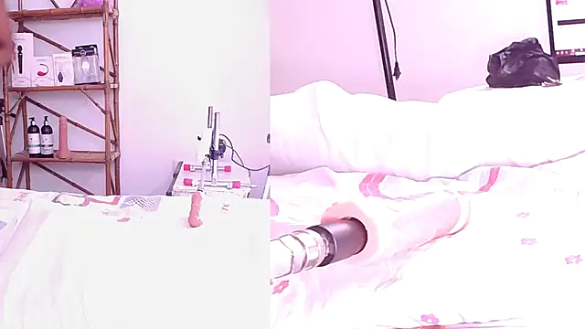 Sophia Lovers01 online show from February 5, 2025, 8:46 pm