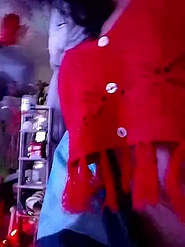 gurlnips online show from October 20, 2025, 7:25 pm