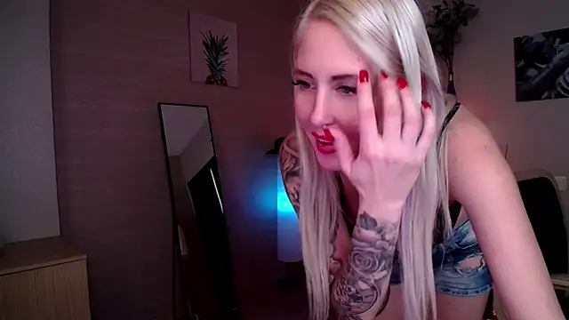 Mermaid N online show from December 18, 2024, 5:15 am