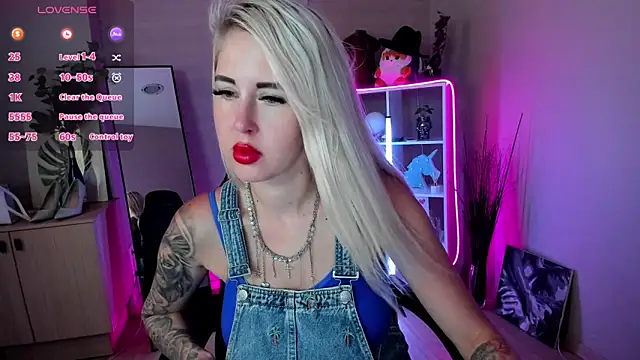 Snapshot of Mermaid_N chatting on June 13, 2026, 1:36 am Mermaid N online show from June 13, 2026, 1:36 am