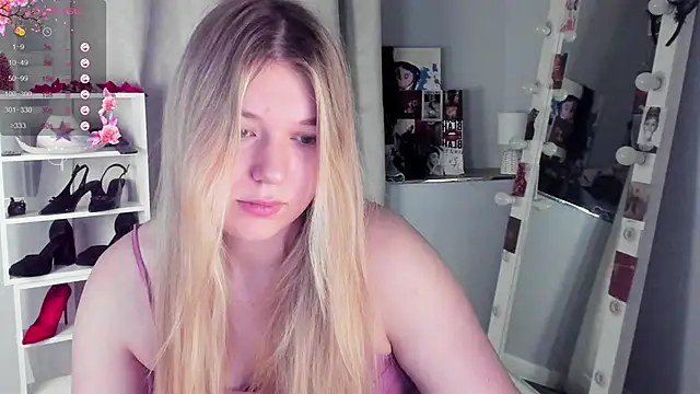 Rebecca Kelly online show from February 23, 2026, 2:42 am