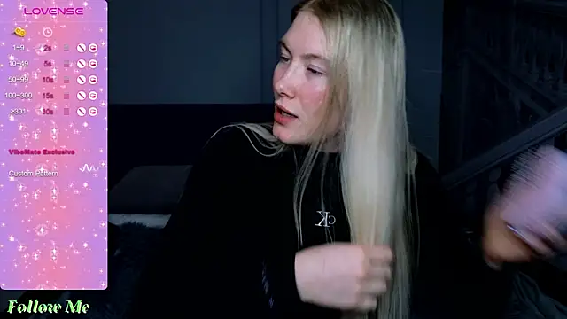 Liv Fay online show from January 23, 2025, 7:40 pm