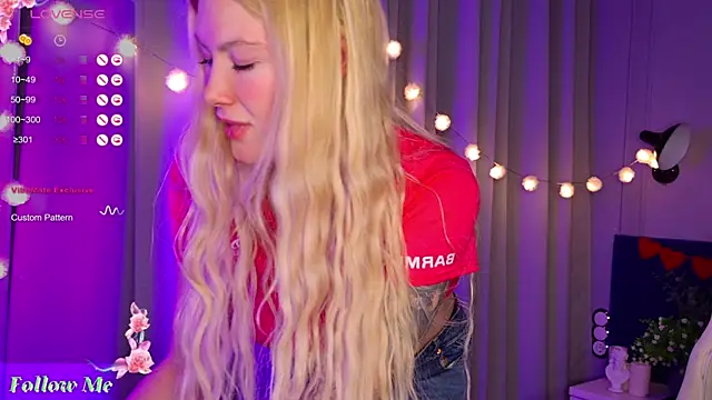 Liv Fay online show from February 4, 2025, 5:01 pm