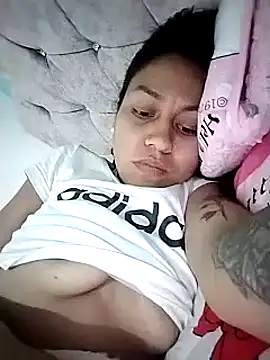 Tiphanydirty3 online show from February 25, 2025, 1:30 am