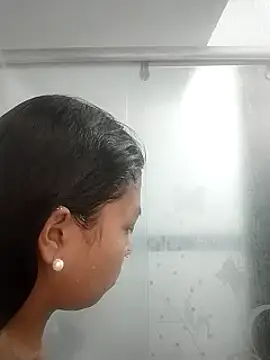 Tiphanydirty3 online show from February 27, 2025, 7:26 pm