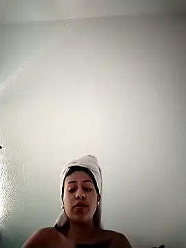 Tiphanydirty3 online show from March 13, 2025, 6:23 pm