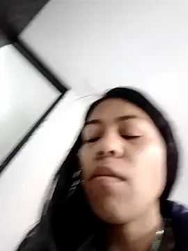 Tiphanydirty3 online show from March 15, 2025, 4:43 pm