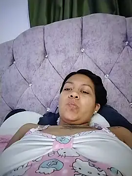 Tiphanydirty3 online show from June 10, 2026, 5:18 am