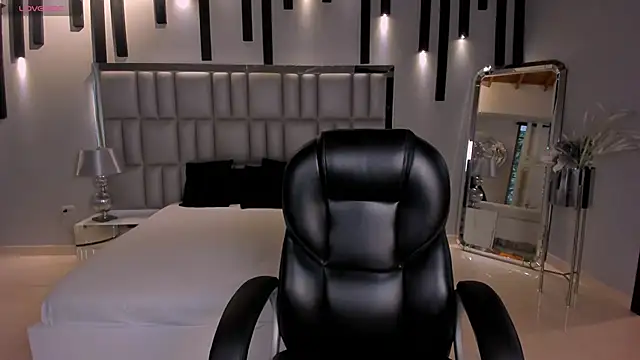 CelestePalmer  online show from March 15, 2026, 11:27 am