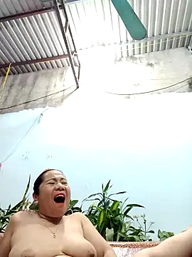 Queen 18200 online show from February 28, 2025, 1:37 am