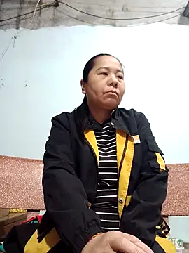 Queen 18200 online show from November 28, 2025, 10:12 pm