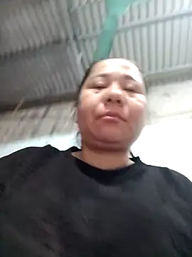 Queen 18200 online show from February 18, 2026, 11:01 pm