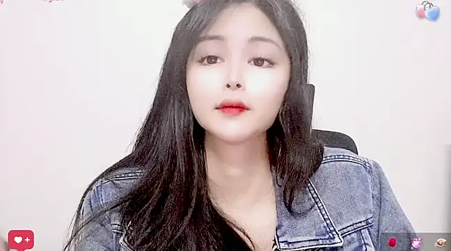 ---MIA--- online show from March 9, 2025, 4:33 pm