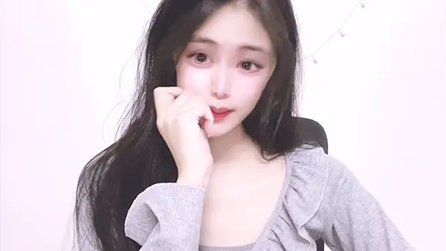 ---MIA--- online show from October 1, 2025, 2:34 pm