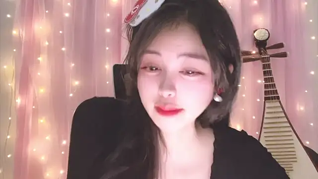 ---MIA--- online show from November 28, 2025, 2:42 pm