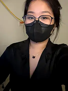 Jenni nana online show from December 5, 2024, 5:06 pm