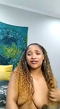 CREAMYCUPCAKExxx online show from January 26, 2025, 2:35 am