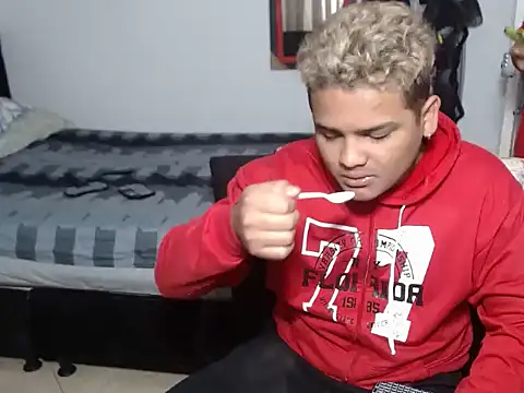 Boycuriousxxx online show from October 18, 2025, 11:33 am