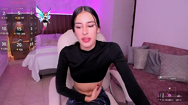 Snapshot of karlaa_james chatting on October 6, 2025, 11:07 am karlaa james online show from October 6, 2025, 11:07 am