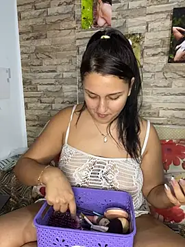 saray gomez22 online show from January 20, 2025, 4:54 am