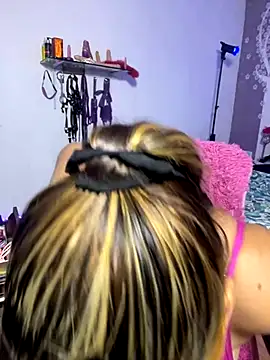 saray gomez22 online show from October 18, 2025, 2:58 am