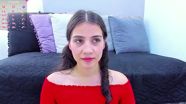 Snapshot of Miranda_doll_ chatting on January 7, 2025, 6:24 pm Miranda doll online show from January 7, 2025, 6:24 pm