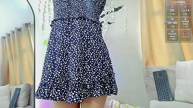 Snapshot of Miranda_doll_ chatting on September 17, 2025, 1:02 pm Miranda doll online show from September 17, 2025, 1:02 pm