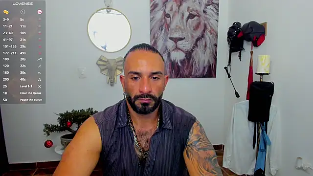 Snapshot of mr_maik chatting on January 3, 2025, 5:53 pm mr maik online show from January 3, 2025, 5:53 pm