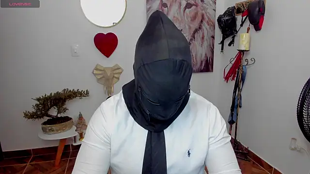 Snapshot of mr_maik chatting on February 27, 2025, 11:52 am mr maik online show from February 27, 2025, 11:52 am