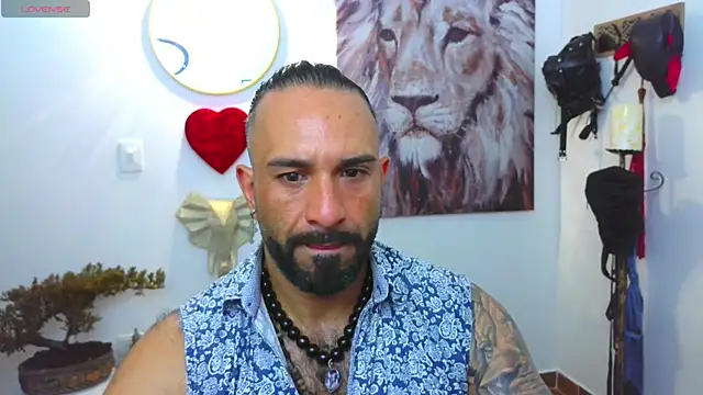 Snapshot of mr_maik chatting on March 2, 2025, 5:14 pm mr maik online show from March 2, 2025, 5:14 pm