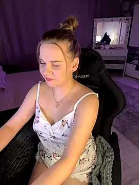 Lexi noah online show from September 26, 2025, 9:41 pm