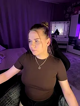 Lexi noah online show from October 1, 2025, 9:21 pm