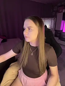 Lexi noah online show from November 18, 2025, 9:30 pm